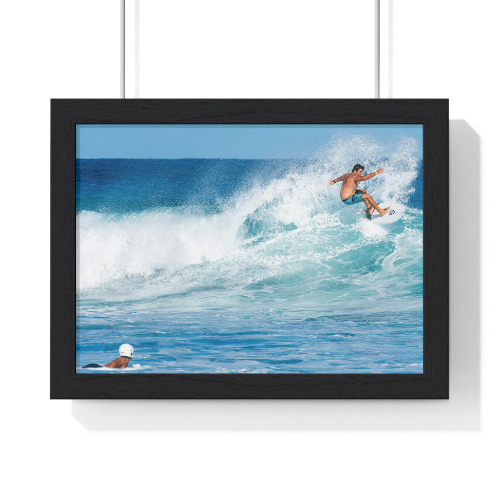 Surfer Wave Horizontal Framed Poster – Ocean Beach Wall Art